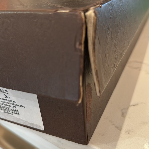 Gucci Boot Box - chocolate brown. 24 x 12 3/4 x 4 - Picture 3 of 4